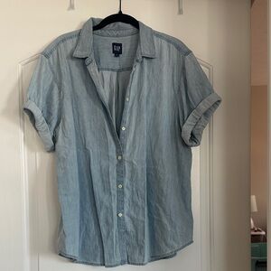 Gap Denim Short Sleeve Shirt